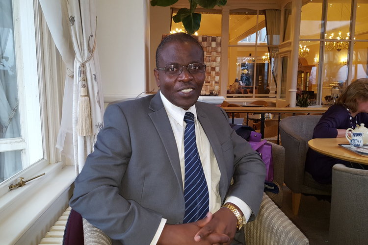 Lukutaitoa ja Raamattua Malawissa Lukutaitoa ja Raamattua Malawissa